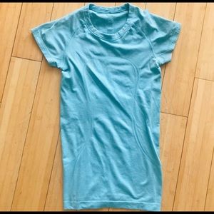 Lululemon swiftly tech short sleeve top